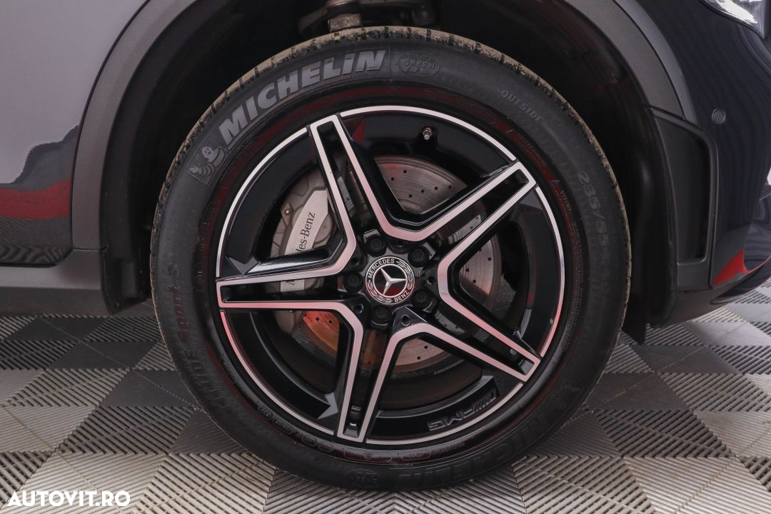 Mercedes-Benz GLC 300 e 4Matic 9G-TRONIC AMG Line Plus - 16
