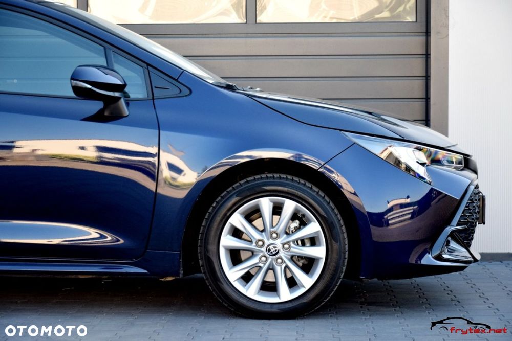 Toyota Corolla - 5