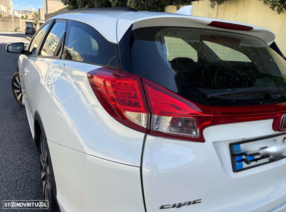 Honda Civic Tourer 1.6 i-DTEC Sport - 37