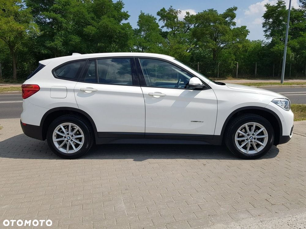 BMW X1 sDrive18d Advantage - 4