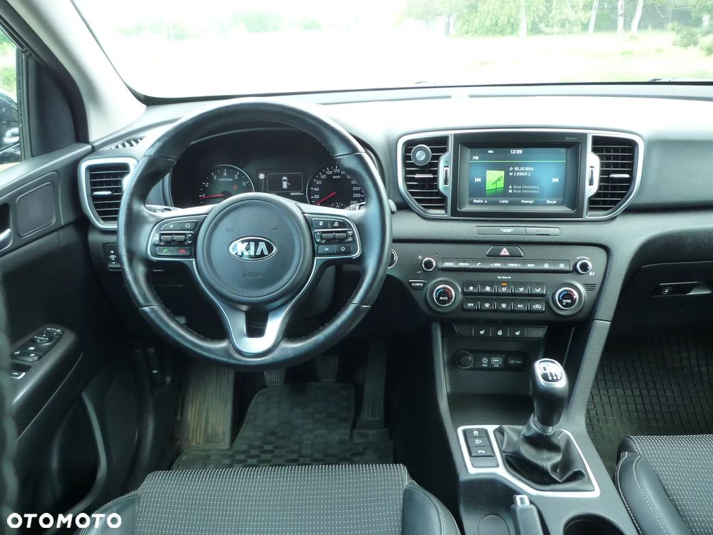 Kia Sportage 1.6 GDI 2WD Black Edition - 17
