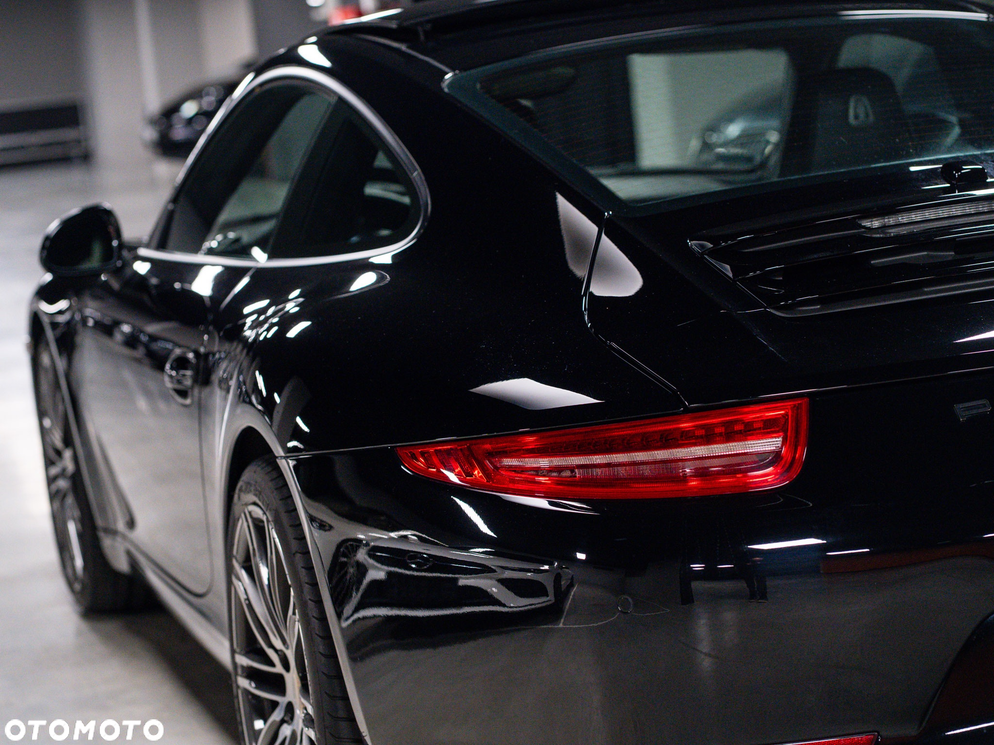 Porsche 911 Carrera S PDK - 14