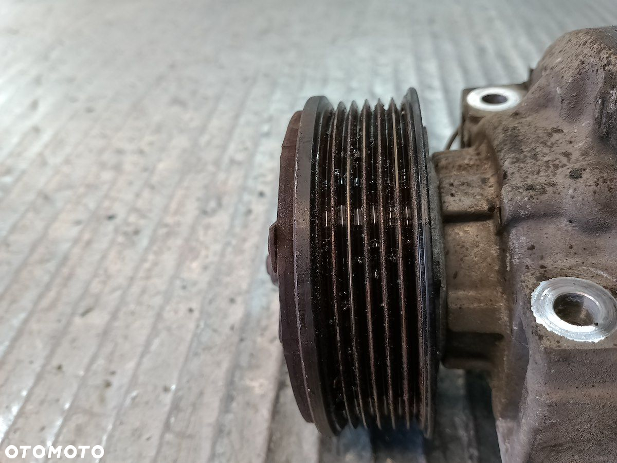 POMPA, SPRĘŻARKA KLIMATYZACJI MITSUBISHI LANCER IX  AKS200A407C 7813A350 - 2