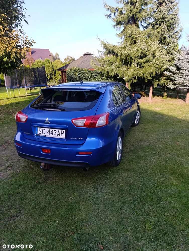 Mitsubishi Lancer - 12