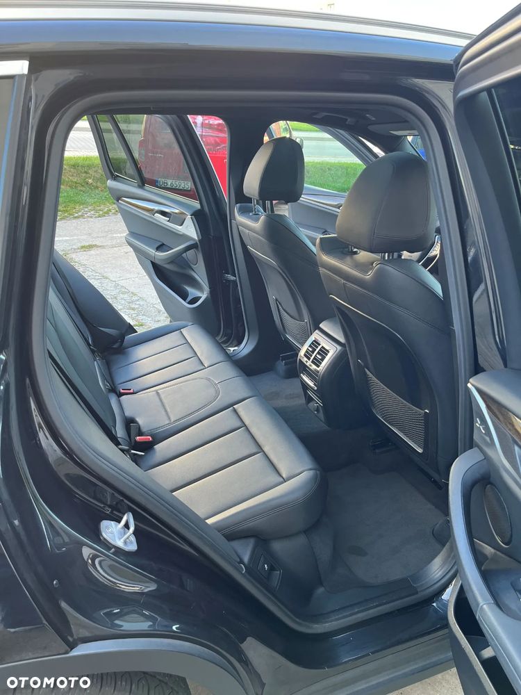 BMW X3 - 25
