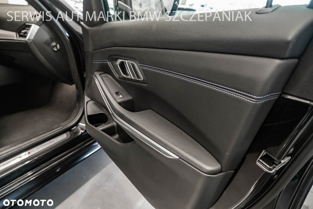 BMW Seria 3 320d xDrive mHEV M Sport sport - 27