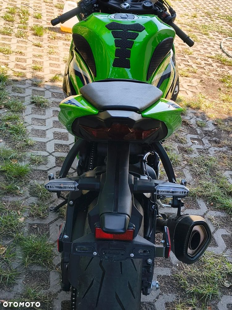 Kawasaki ZX - 9