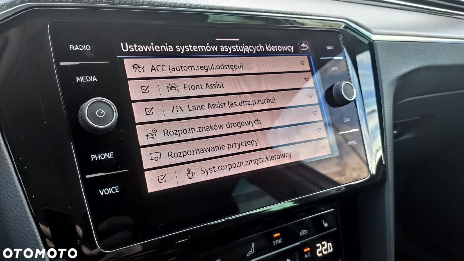 Volkswagen Passat 2.0 TDI 4Mot Elegance DSG - 24