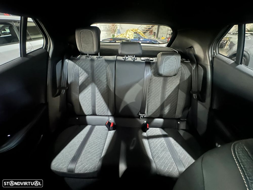 Peugeot 2008 1.2 PureTech Style - 5