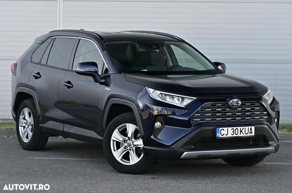 Toyota RAV4 - 6