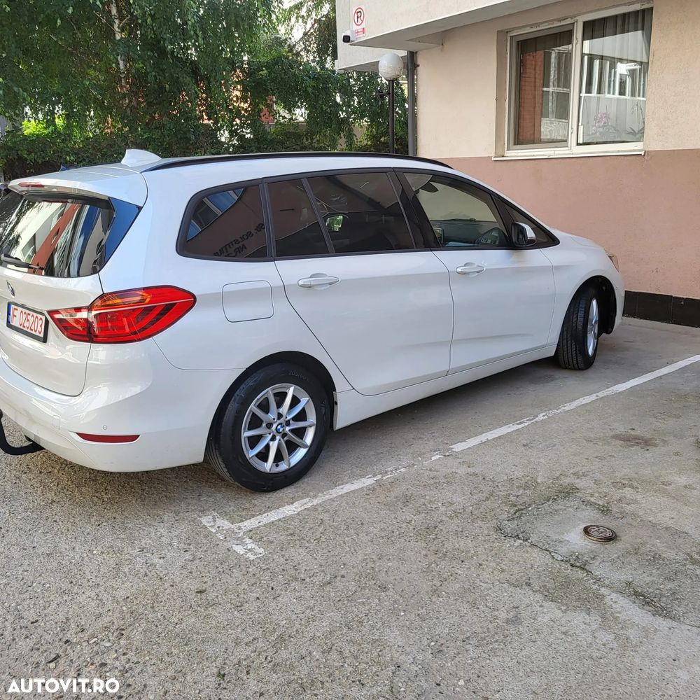 BMW Seria 2 218d Sport-Aut. Luxury Line - 2