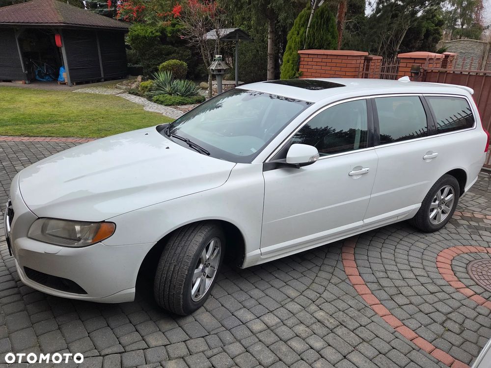 Volvo V70 D5 Summum - 3