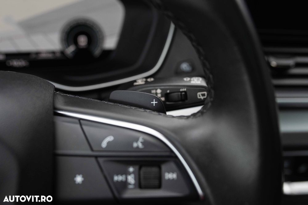 Audi Q5 55 TFSIe Sportback quattro S tronic S line - 37