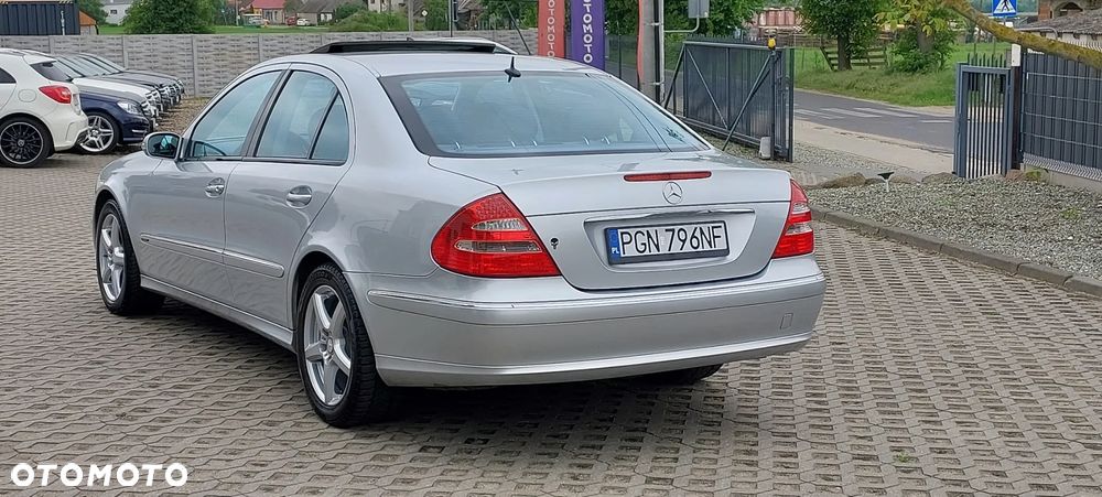Mercedes-Benz Klasa E 200 Kompressor Automatik Avantgarde - 30