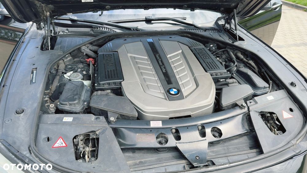 BMW Seria 7 760i L - 15