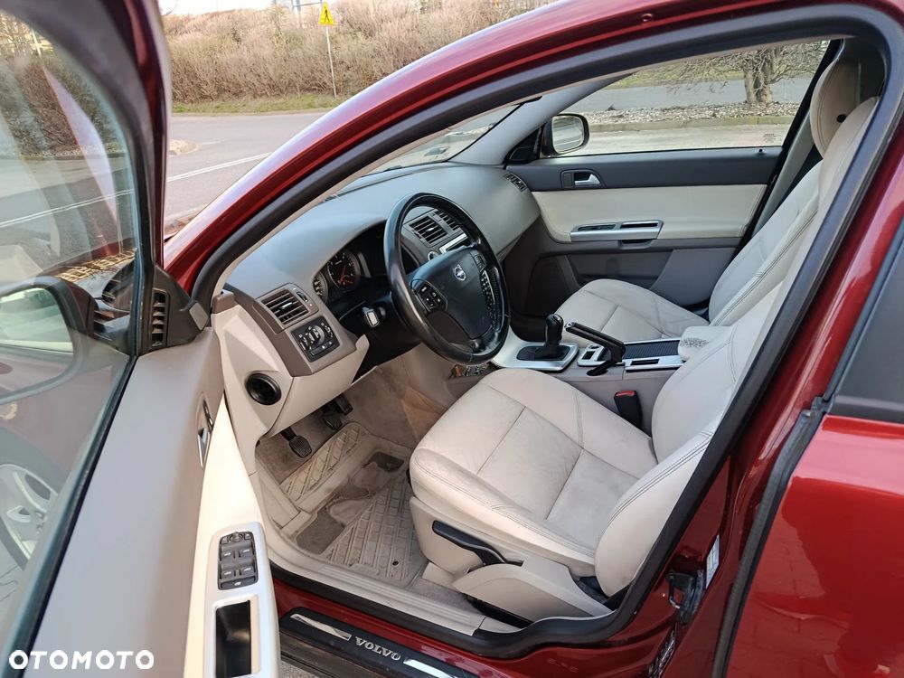 Volvo V50 1.6D - 21