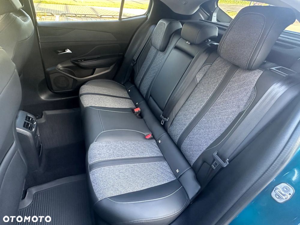 Peugeot 408 1.2 PureTech Allure S&S EAT8 - 20