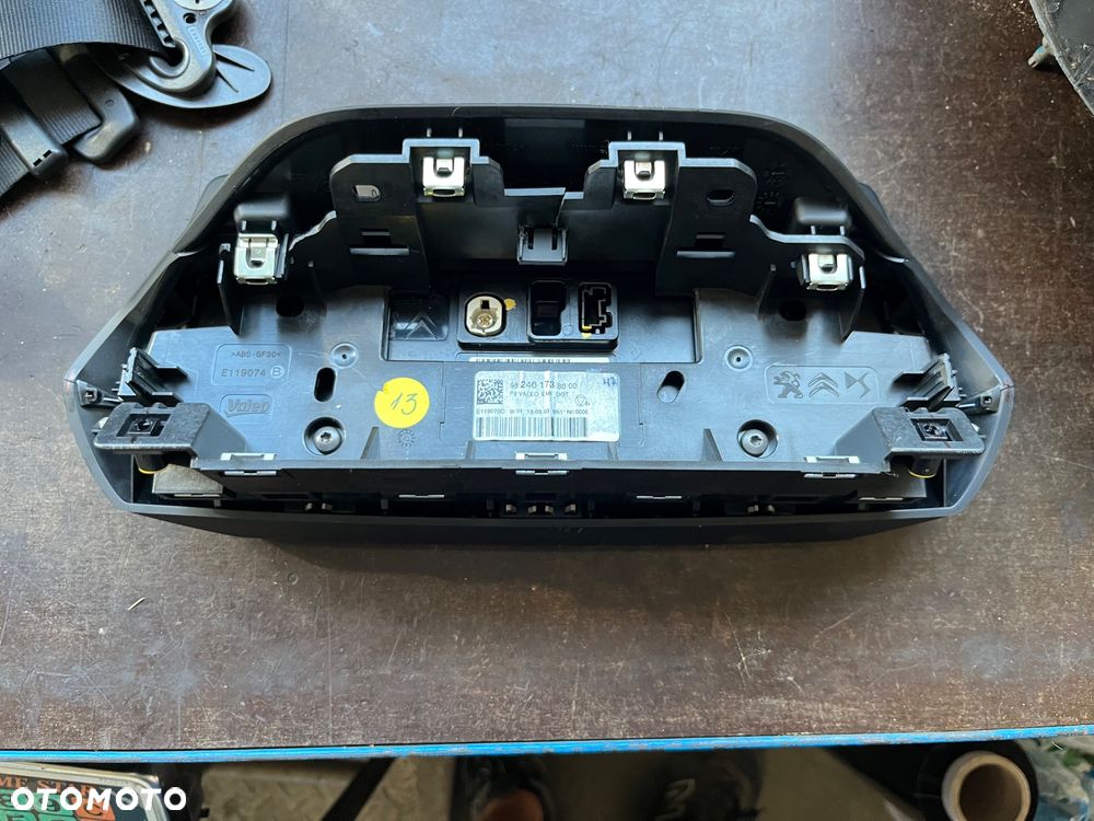 Radio wyświetlacz Peugeot 208 II - 3