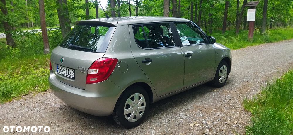 Skoda Fabia 1.4 16V Active - 26