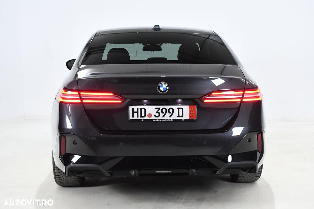 BMW Seria 5 520i Aut. - 5