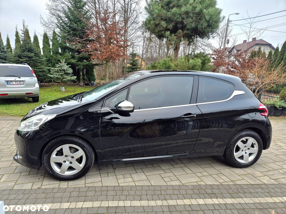 Peugeot 208 e-HDi 92 Stop&Start Style - 9
