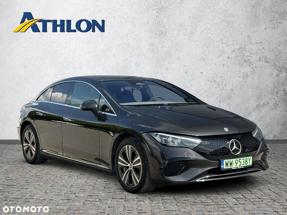 Mercedes-Benz EQE - 7