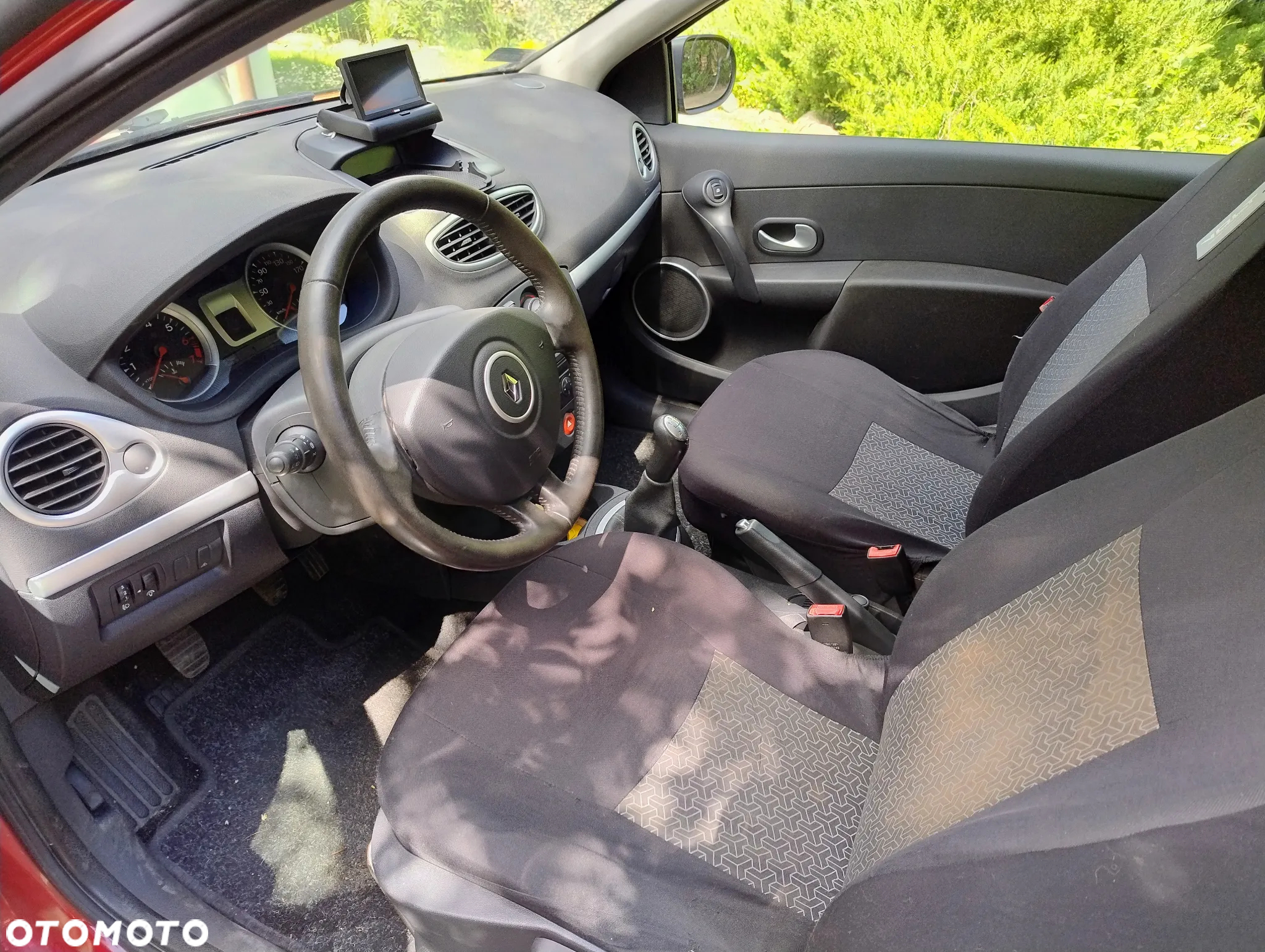 Renault Clio 1.2 16V Dynamique - 11