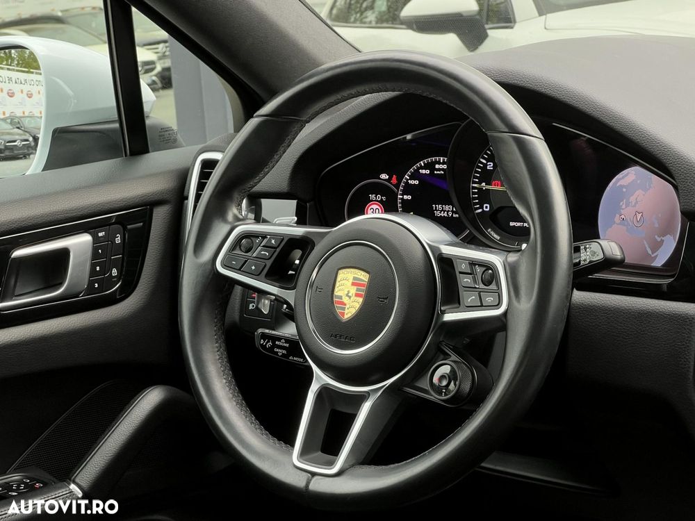 Porsche Cayenne E-Hybrid Tiptronic S - 10