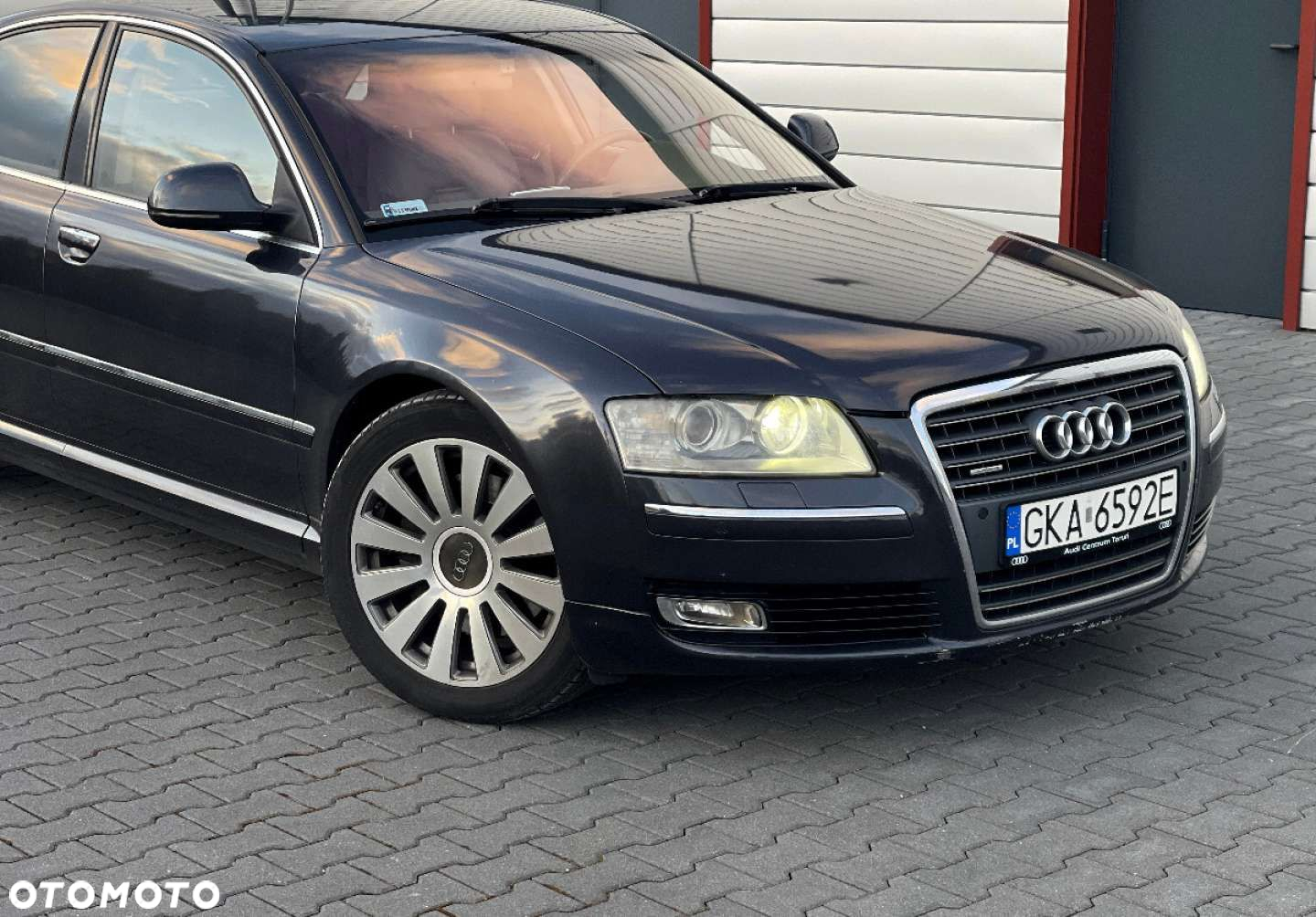 Audi A8 - 2