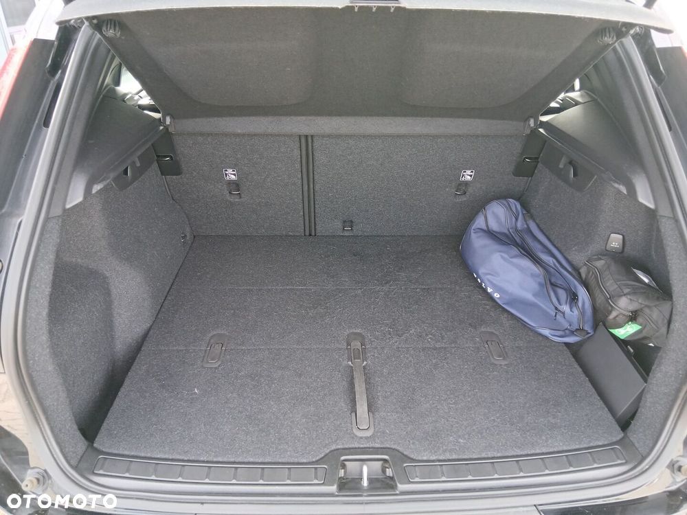Volvo XC 40 - 8