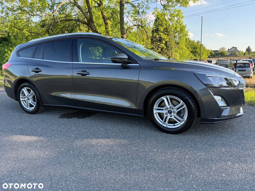 Ford Focus 1.0 EcoBoost Titanium - 16