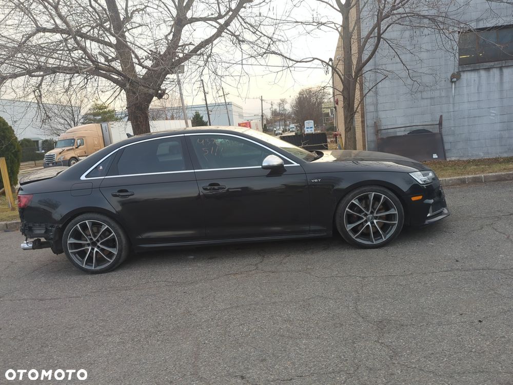 Audi S4 Limousine - 14