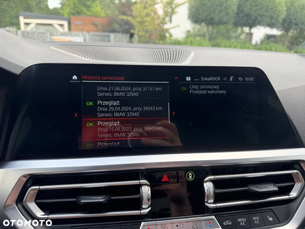 BMW Seria 3 330i xDrive M Sport sport - 24
