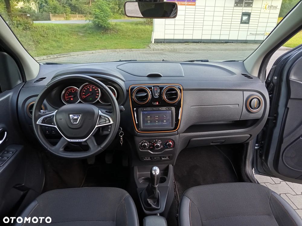 Dacia Lodgy 1.2 TCe Stepway S&S EU6 - 9