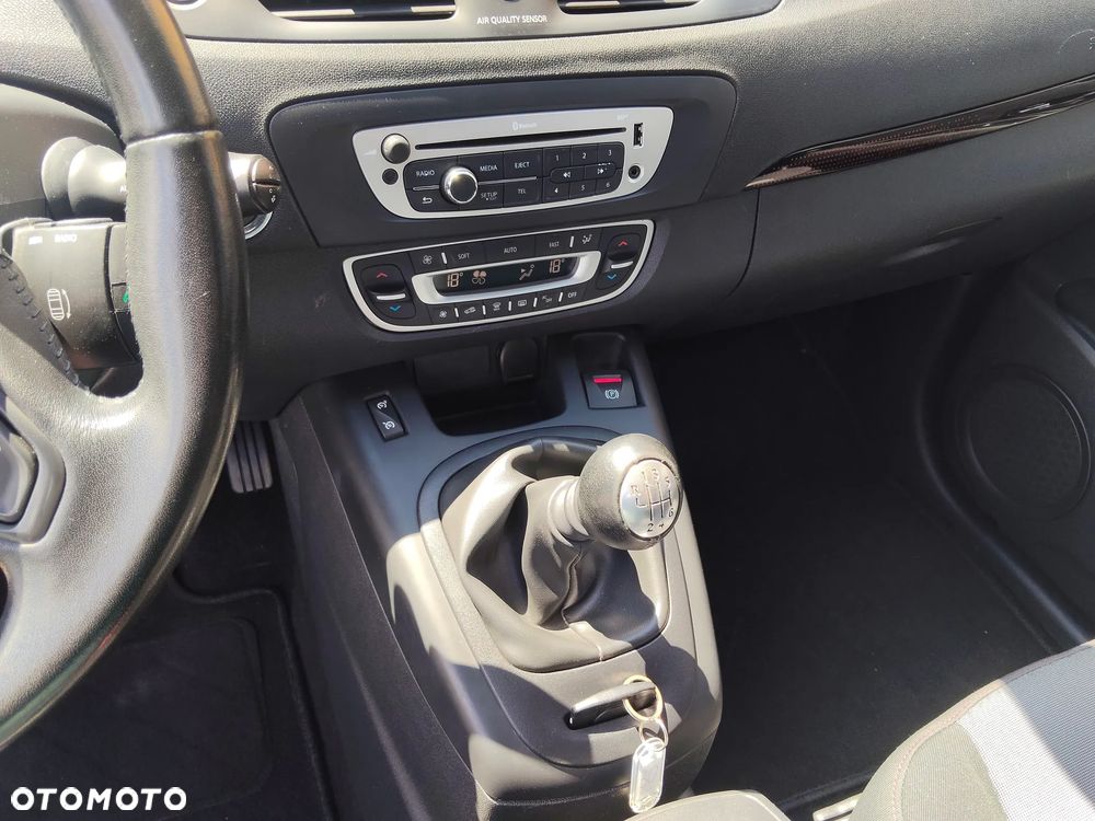 Renault Scenic ENERGY TCe 130 S&S LIMITED - 18