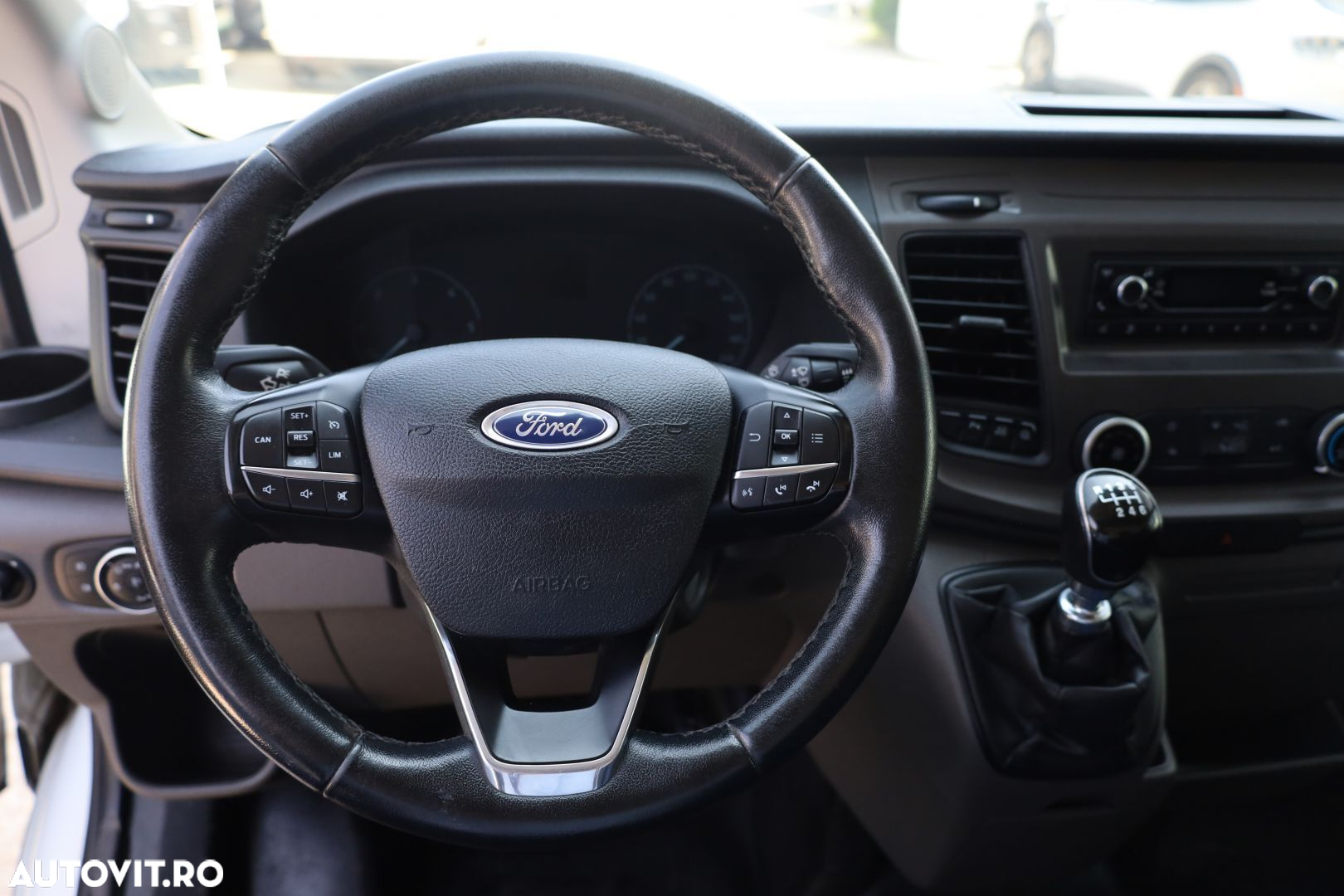 Ford Transit - 17