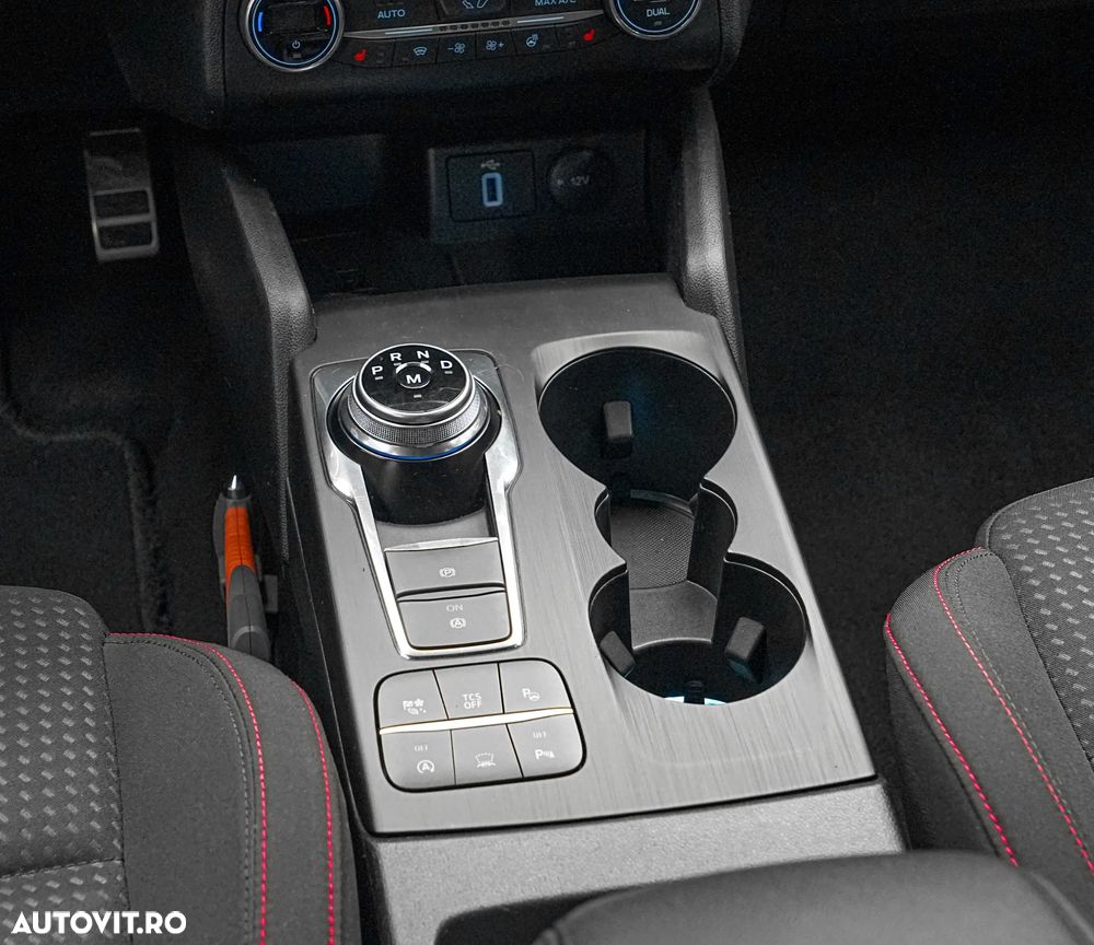 Ford Focus 1.5 EcoBoost ST-Line - 19
