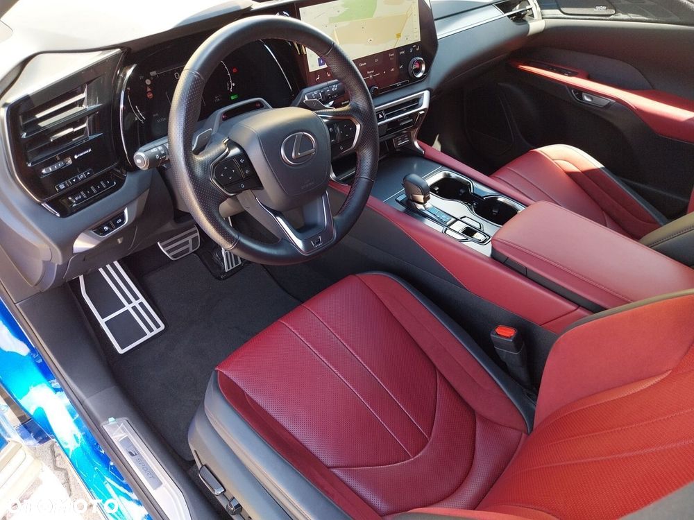 Lexus RX - 25