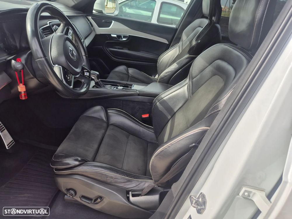 Volvo XC 90 2.0 D4 R-Design - 19