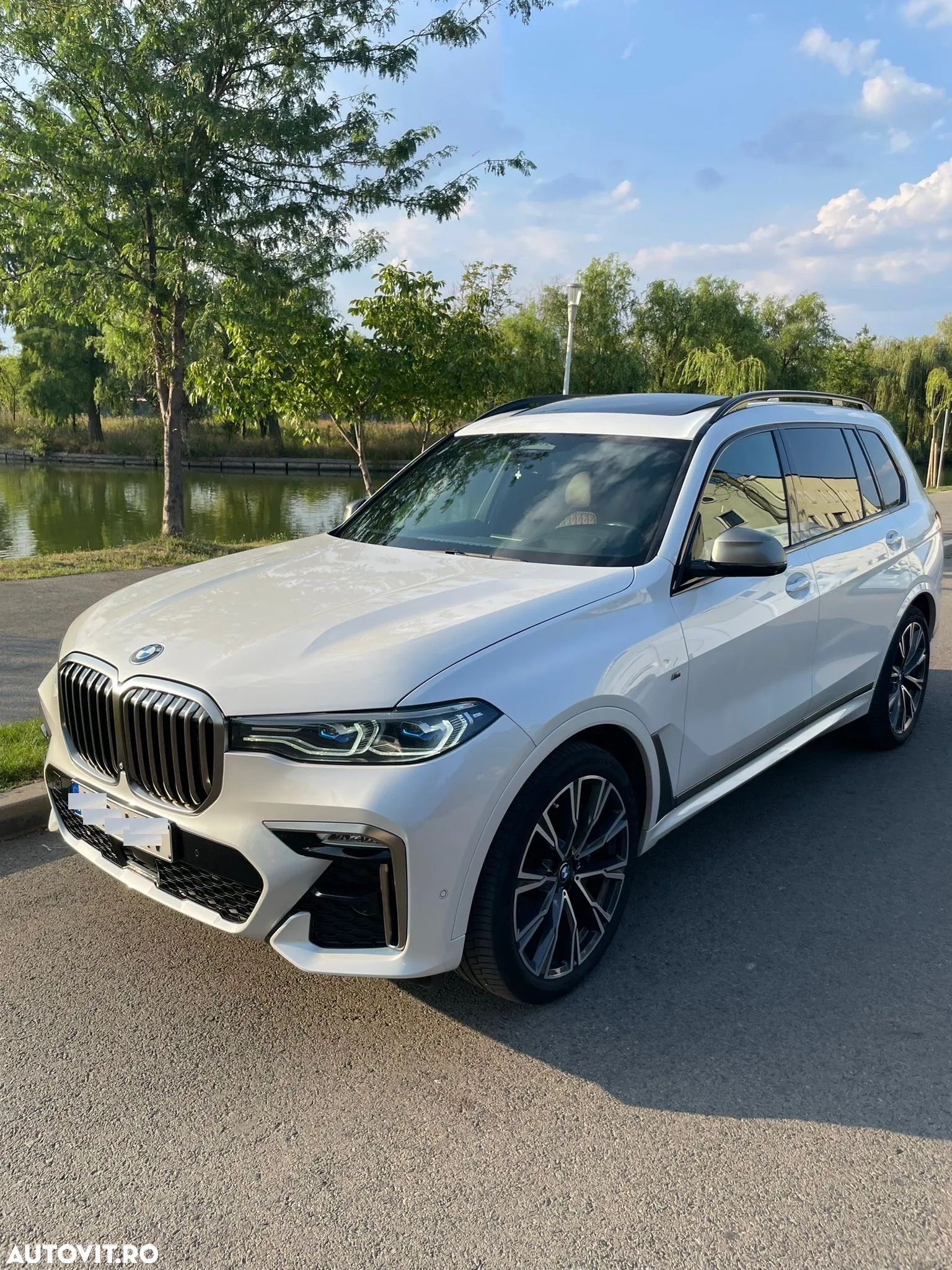 BMW X7 M50d - 1