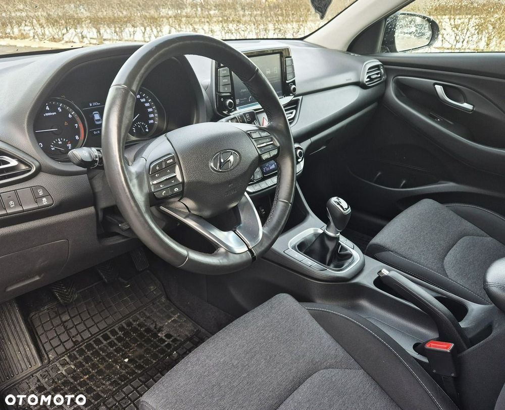Hyundai i30 1.0 T-GDI Smart - 10