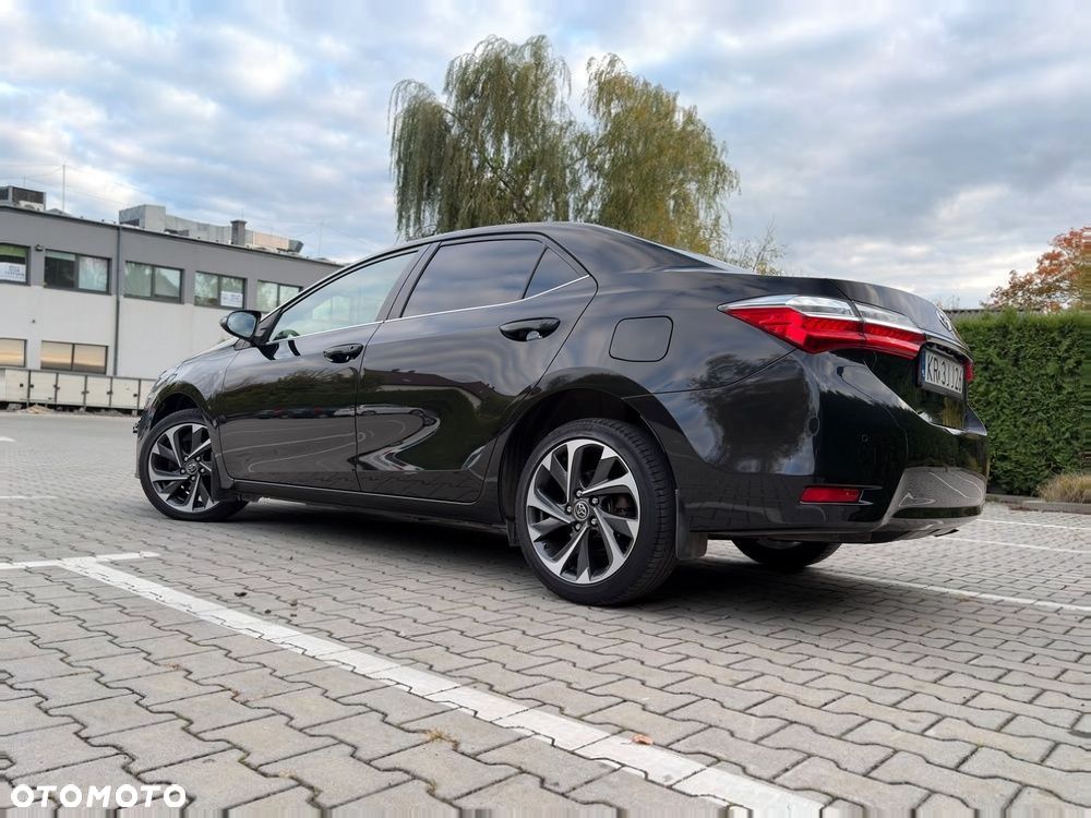 Toyota Corolla - 5