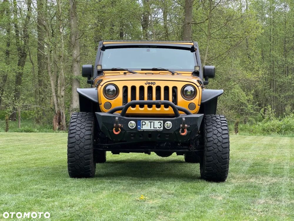 Jeep Wrangler - 1