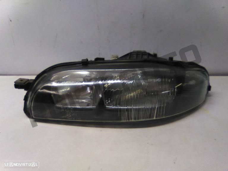 Ótica / Farol Esquerdo  Fiat Brava [1995_2001] 1.4 12v - 1