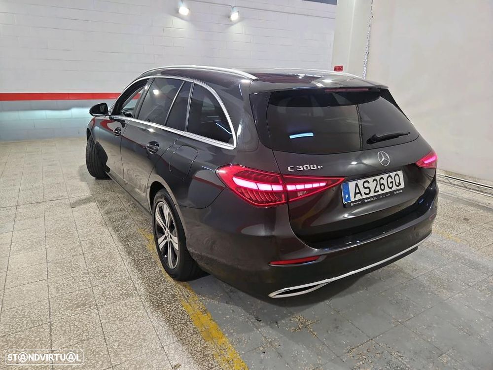 Mercedes-Benz C 300 e - 3