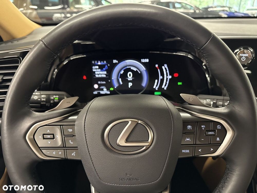 Lexus NX 350h Prestige 2WD - 18