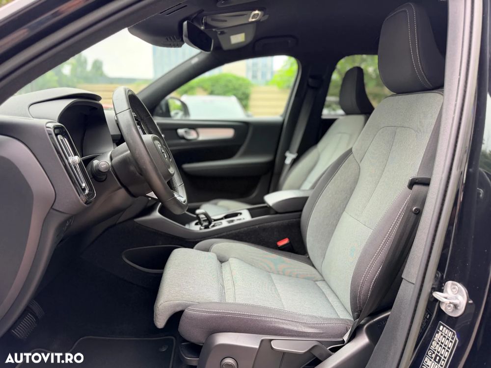 Volvo XC 40 T5 Twin Engine DKG Momentum Pro - 11