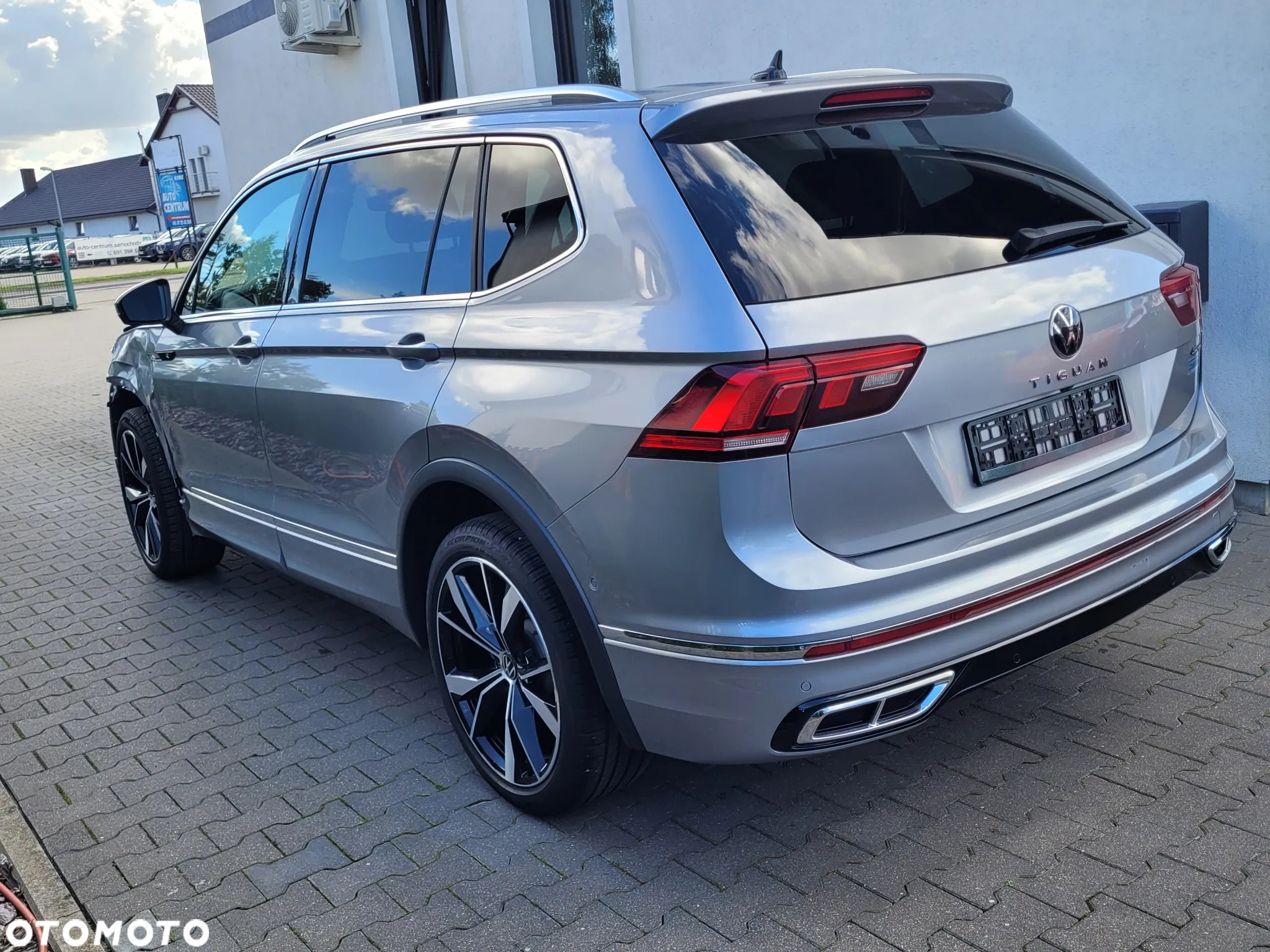 Volkswagen Tiguan 2.0 TSI 4Mot R-Line DSG - 6