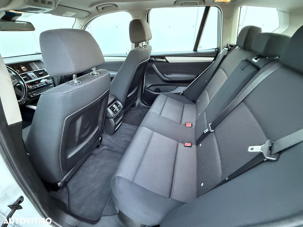 BMW X3 xDrive20d AT Advantage - 12