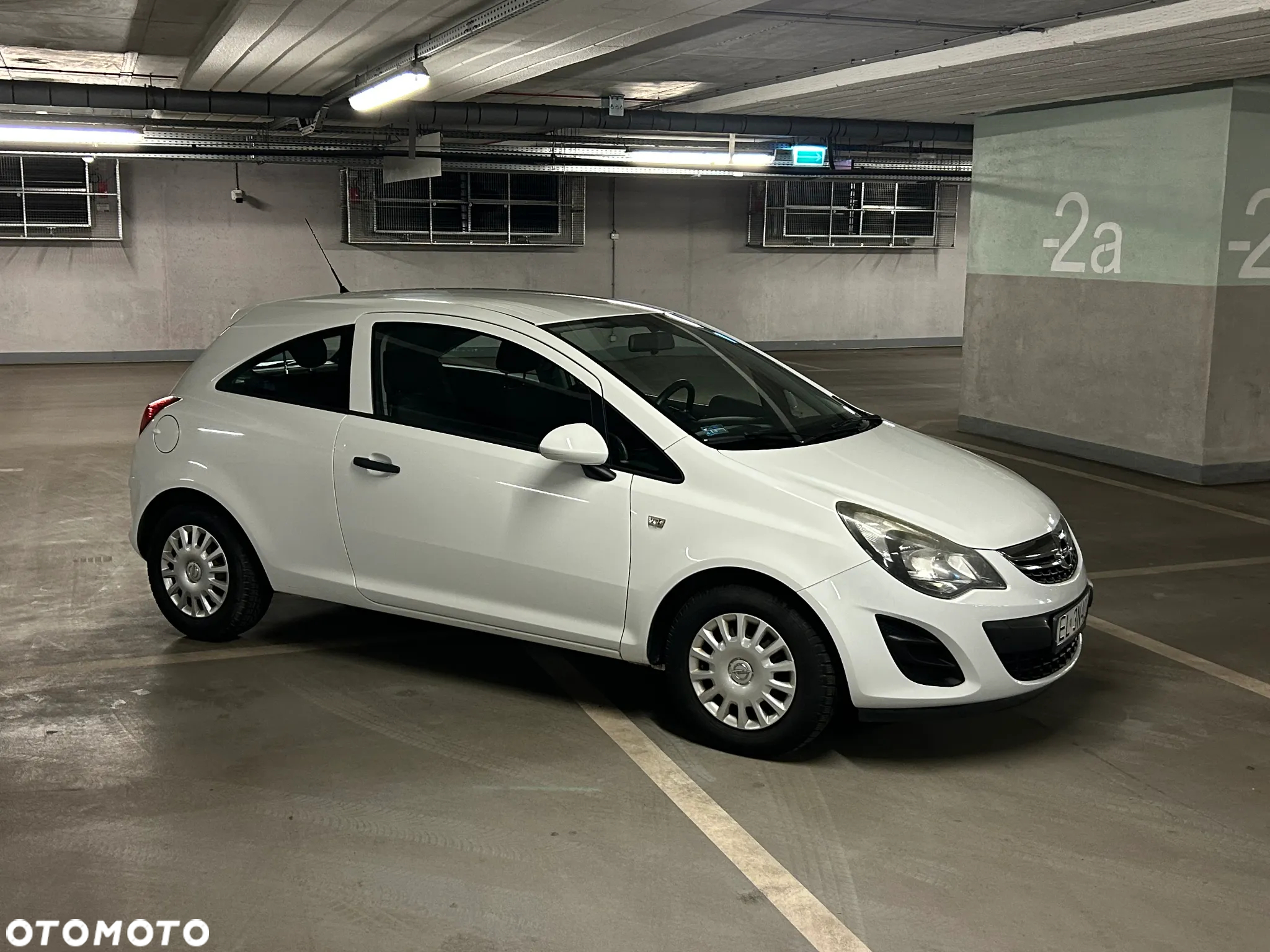 Opel Corsa 1.0 12V Essentia - 6